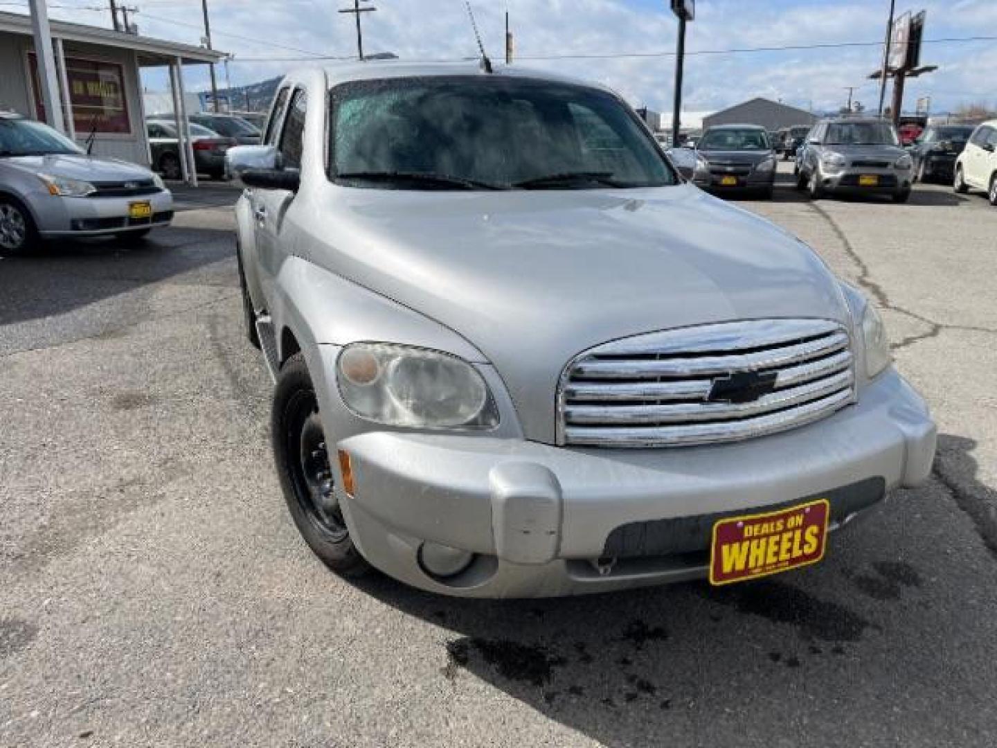 2006 Chevrolet HHR LT (3GNDA23P86S) with an 2.4L L4 DOHC 16V engine, 5-Speed Automatic transmission, located at 1821 N Montana Ave., Helena, MT, 59601, 46.603447, -112.022781 - Photo#1