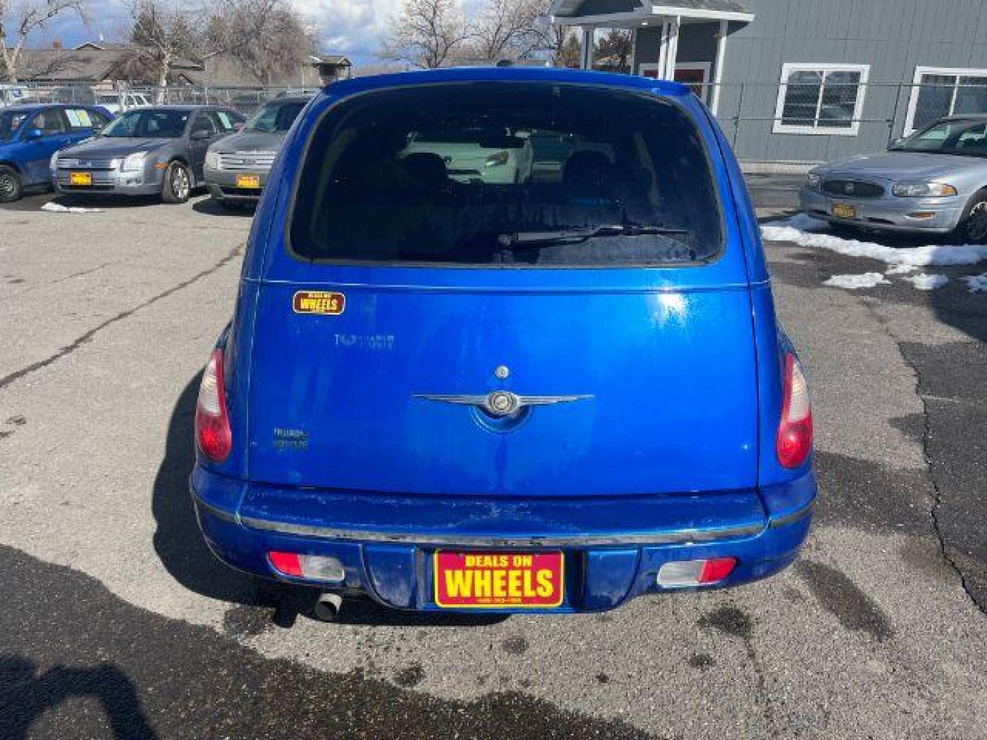 2006 Chrysler PT Cruiser Touring Edition (3A4FY58B46T) with an 2.4L L4 DOHC 16V engine, located at 1821 N Montana Ave., Helena, MT, 59601, 46.603447, -112.022781 - Photo#4