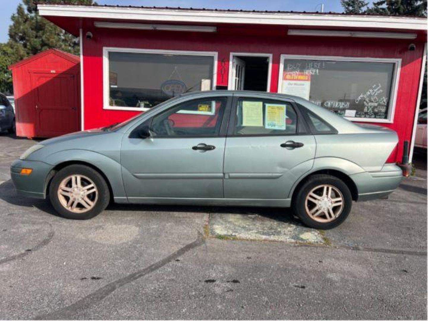 2003 Ford Focus SE (1FAHP34P03W) with an 2.0L L4 SOHC 8V engine, located at 1800 West Broadway, Missoula, 59808, (406) 543-1986, 46.881348, -114.023628 - Photo#1