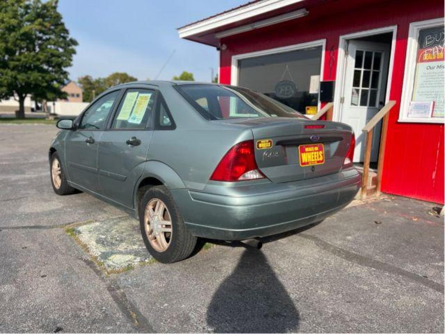 2003 Ford Focus SE (1FAHP34P03W) with an 2.0L L4 SOHC 8V engine, located at 1800 West Broadway, Missoula, 59808, (406) 543-1986, 46.881348, -114.023628 - Photo#2