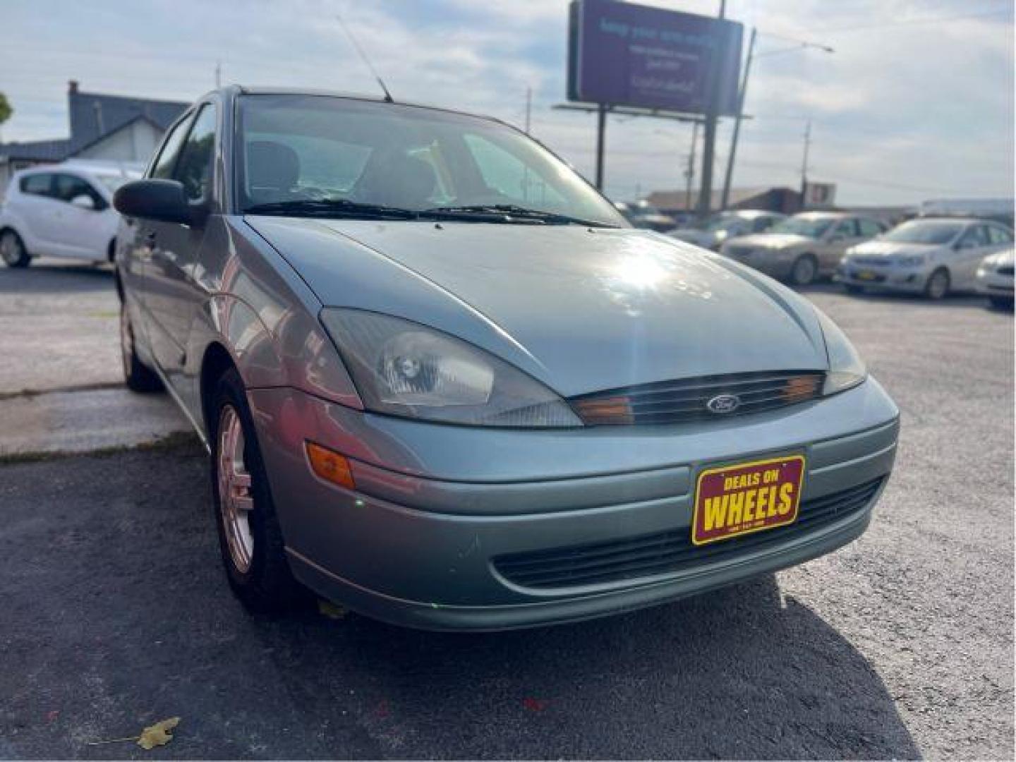 2003 Ford Focus SE (1FAHP34P03W) with an 2.0L L4 SOHC 8V engine, located at 1800 West Broadway, Missoula, 59808, (406) 543-1986, 46.881348, -114.023628 - Photo#6