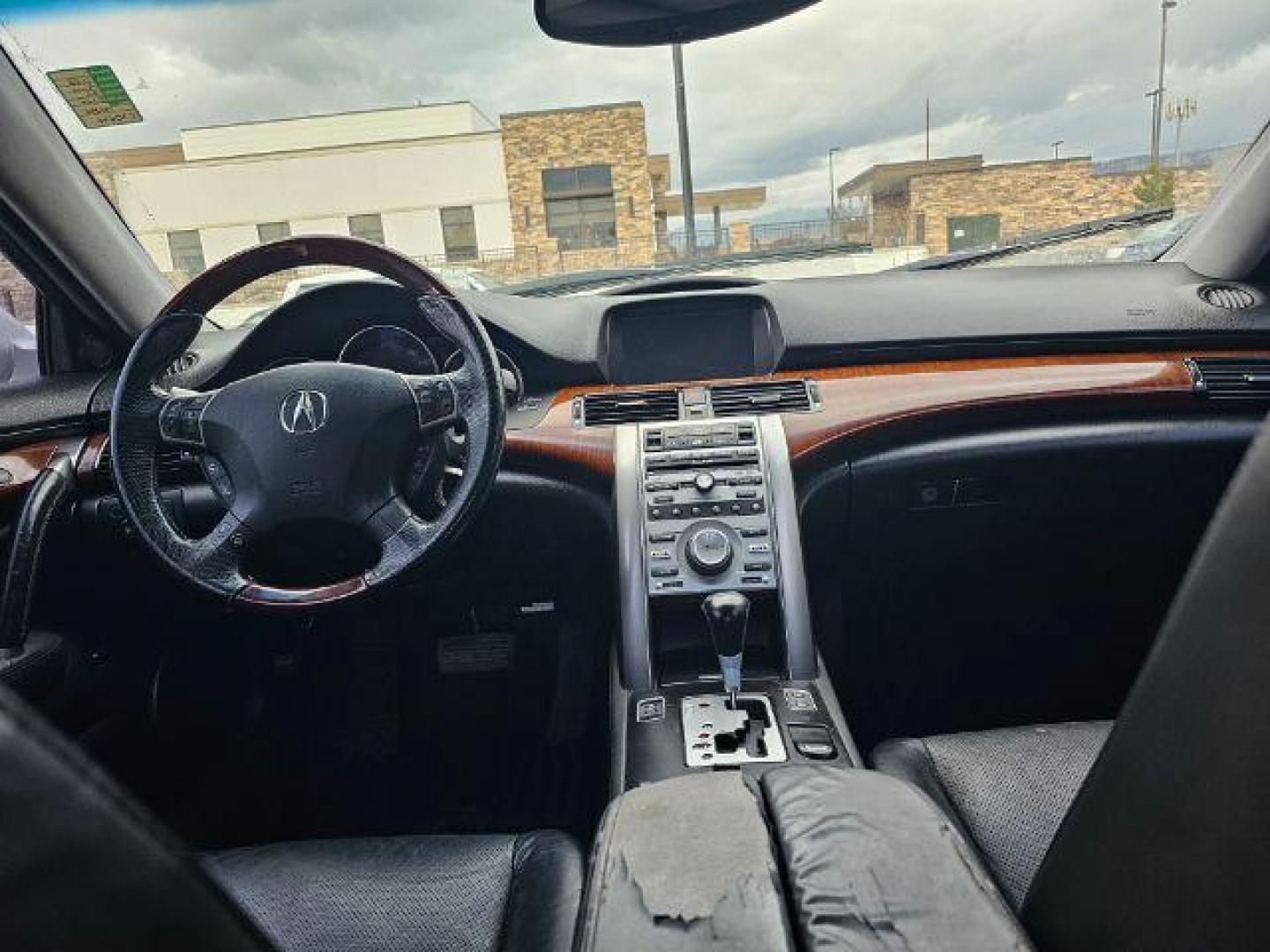 2005 WHITE Acura RL 3.5RL with Navigatio (JH4KB16545C) with an 3.5L V6 SOHC 24V engine, 5-Speed Automatic transmission, located at 1800 West Broadway, Missoula, 59808, (406) 543-1986, 46.881348, -114.023628 - Photo#6