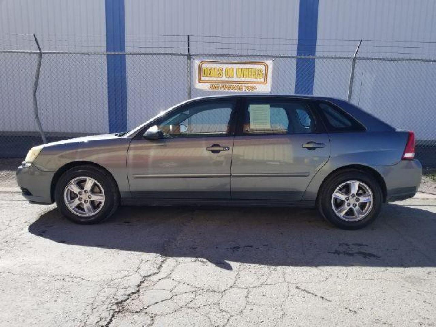 2005 Chevrolet Malibu MAXX LS (1G1ZT62875F) with an 3.5L V6 OHV 12V engine, 4-Speed Automatic transmission, located at 4801 10th Ave S,, Great Falls, MT, 59405, 47.494347, -111.229942 - Photo#2