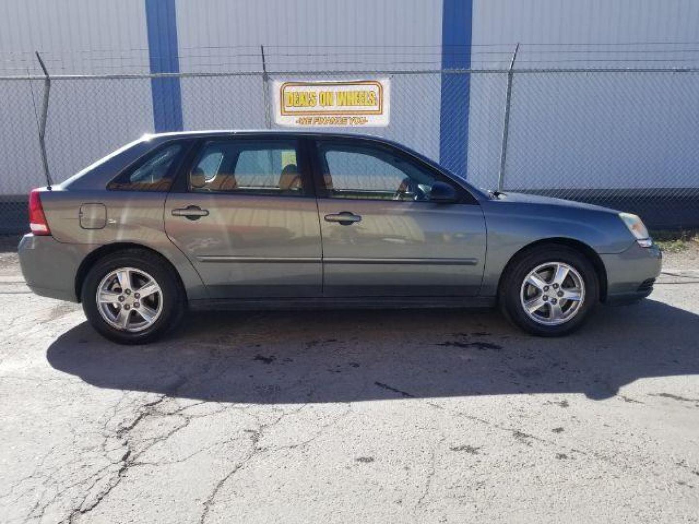 2005 Chevrolet Malibu MAXX LS (1G1ZT62875F) with an 3.5L V6 OHV 12V engine, 4-Speed Automatic transmission, located at 4801 10th Ave S,, Great Falls, MT, 59405, 47.494347, -111.229942 - Photo#5