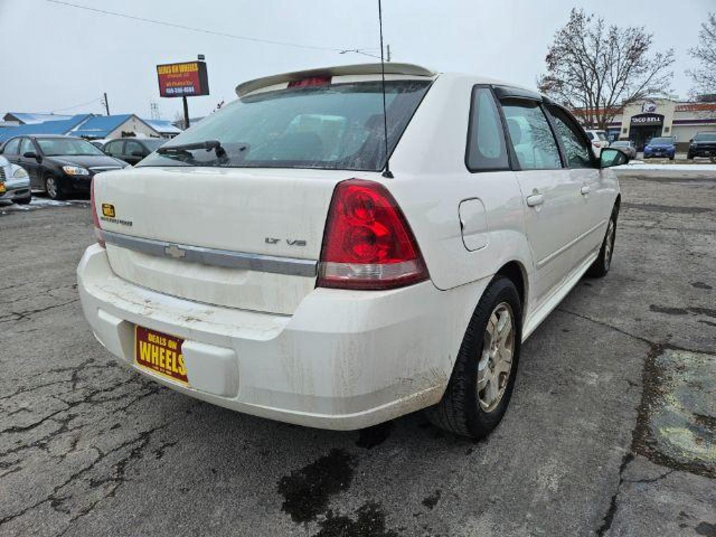 2005 Chevrolet Malibu MAXX LT (1G1ZU64875F) with an 3.5L V6 OHV 12V engine, 4-Speed Automatic transmission, located at 601 E. Idaho St., Kalispell, MT, 59901, 48.203983, -114.308662 - Photo#4