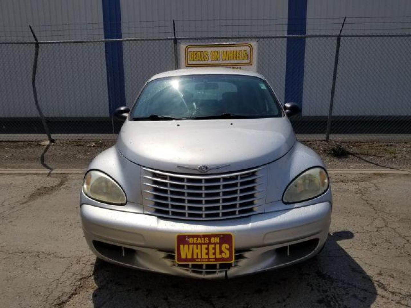 2005 Chrysler PT Cruiser Touring Edition (3C4FY58B85T) with an 2.4L L4 DOHC 16V engine, located at 1821 N Montana Ave., Helena, MT, 59601, 46.603447, -112.022781 - Photo#1