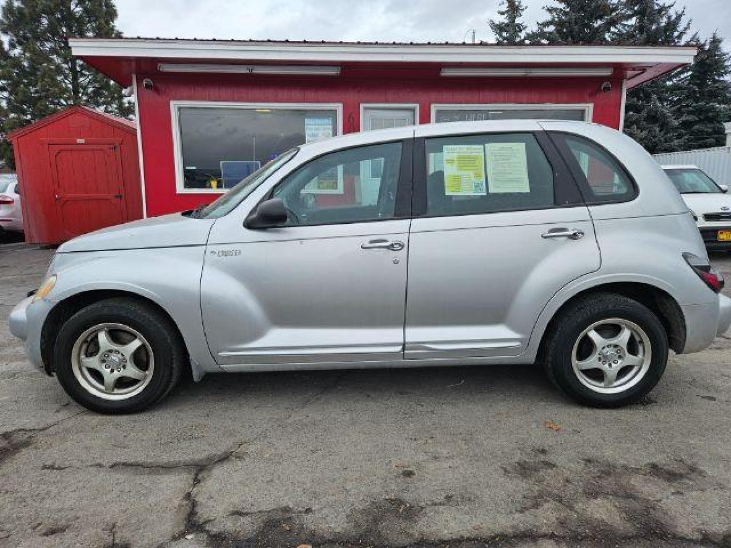 2005 Chrysler PT Cruiser Touring Edition (3C4FY58B85T) with an 2.4L L4 DOHC 16V engine, located at 601 E. Idaho St., Kalispell, MT, 59901, 48.203983, -114.308662 - Photo#1