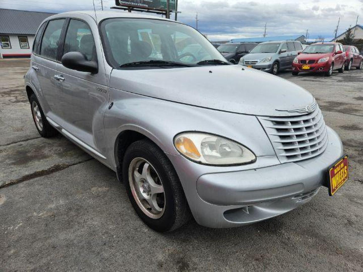 2005 Chrysler PT Cruiser Touring Edition (3C4FY58B85T) with an 2.4L L4 DOHC 16V engine, located at 601 E. Idaho St., Kalispell, MT, 59901, 48.203983, -114.308662 - Photo#6