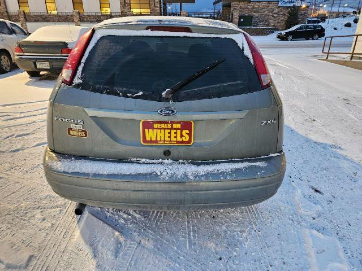 2005 Ford Focus ZX5 SES (3FAHP37N85R) with an 2.0L L4 DOHC 16V engine, located at 4047 Montana Ave., Billings, MT, 59101, 45.770847, -108.529800 - Photo#7