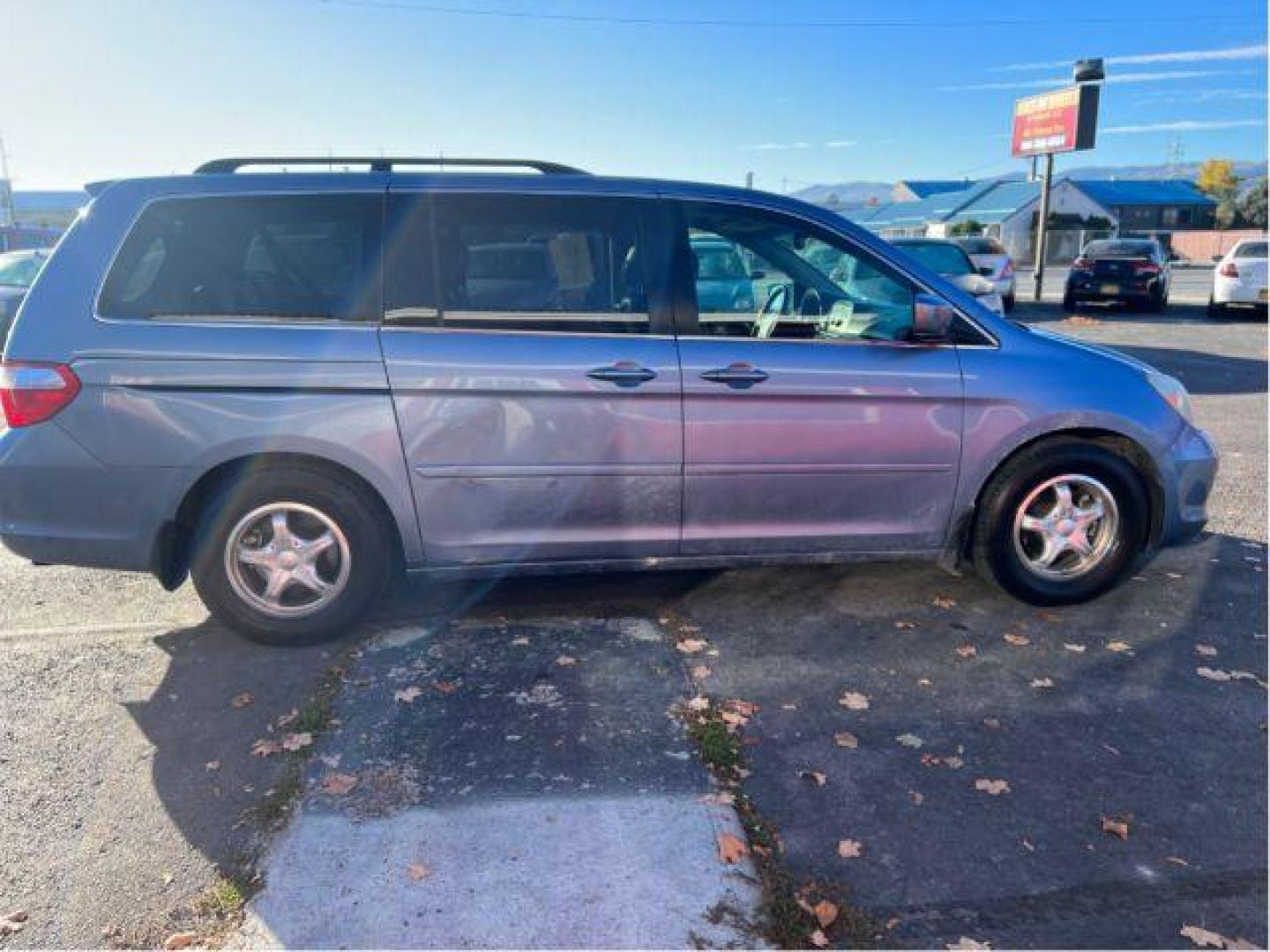 2005 Honda Odyssey Touring (5FNRL38895B) with an 3.5L V6 SOHC 24V engine, 5-Speed Automatic transmission, located at 601 E. Idaho St., Kalispell, MT, 59901, 48.203983, -114.308662 - Photo#5