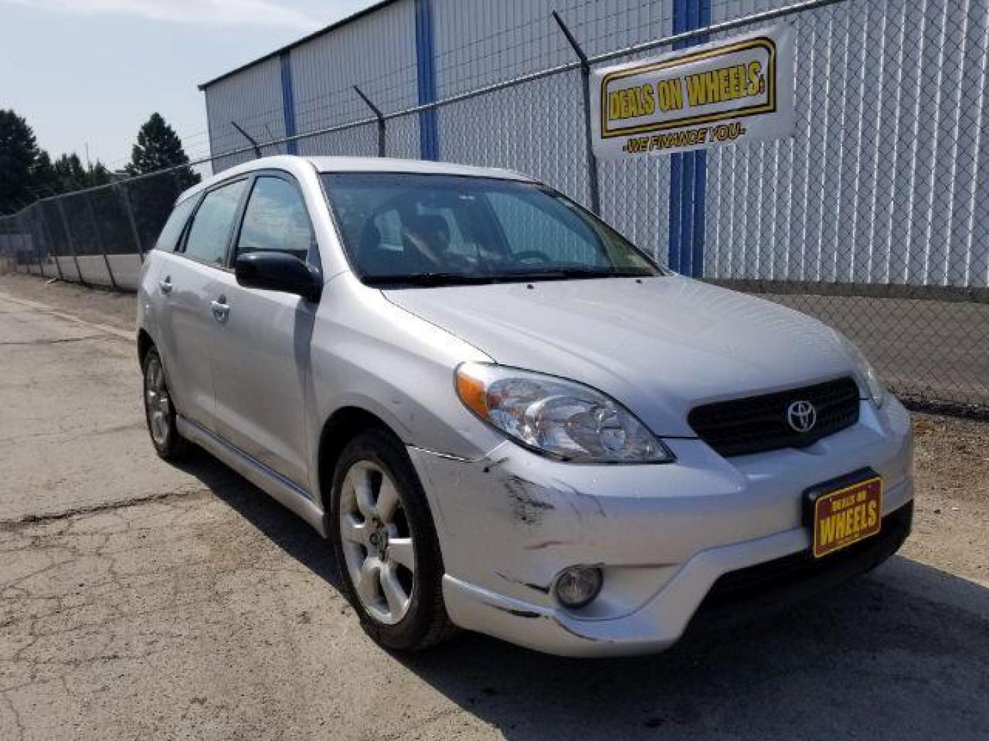 2005 Toyota Matrix XR 2WD (2T1KR32E85C) with an 1.8L L4 DOHC 16V engine, located at 1821 N Montana Ave., Helena, MT, 59601, 46.603447, -112.022781 - Photo#6