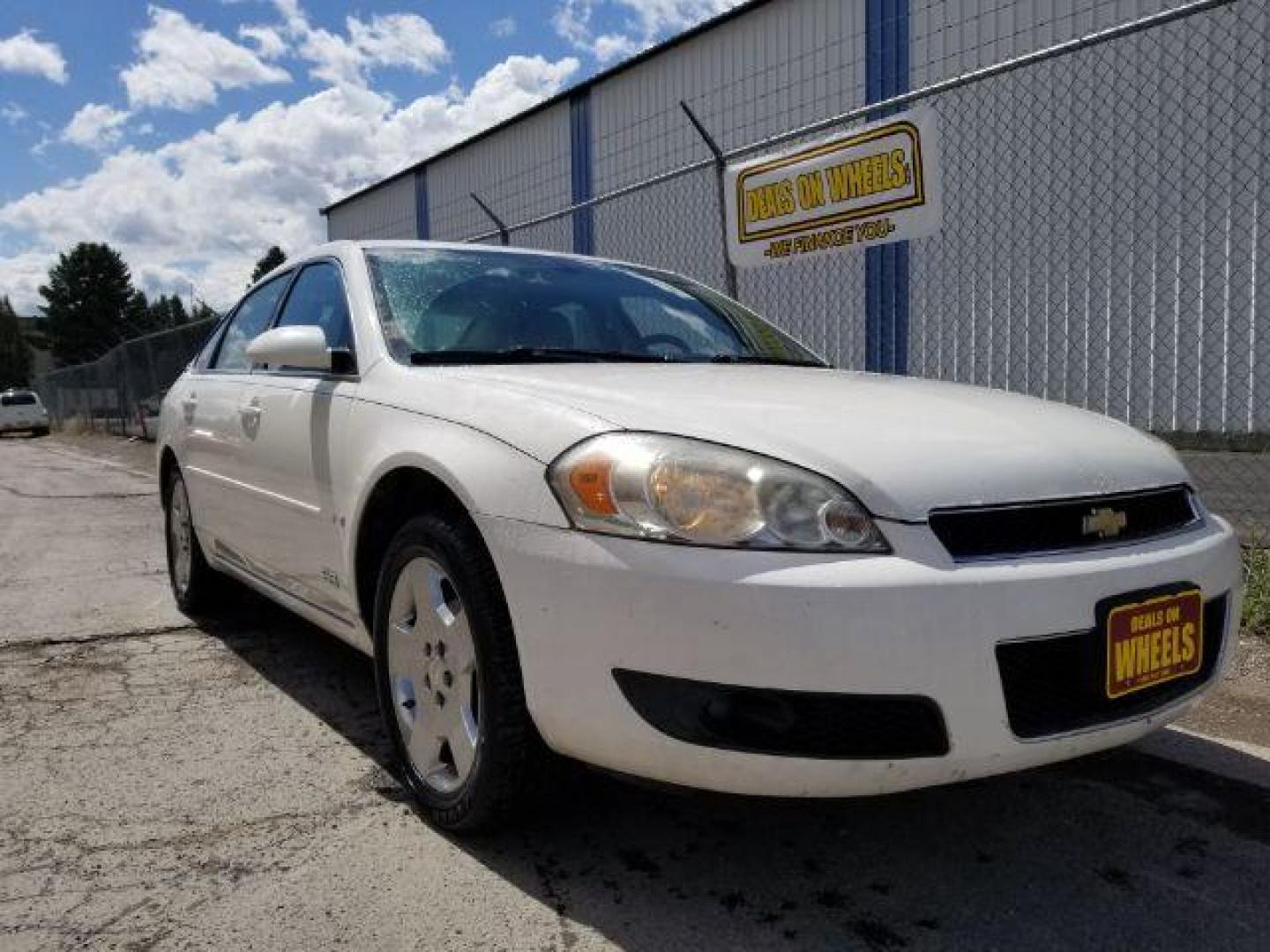 2006 Chevrolet Impala SEDAN 4-DR (2G1WD58C969) with an 5.3L V8 OHV 16V engine, 4-Speed Automatic transmission, located at 1800 West Broadway, Missoula, 59808, (406) 543-1986, 46.881348, -114.023628 - Photo#6