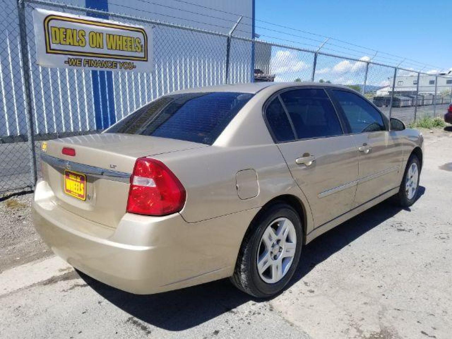 2006 Chevrolet Malibu LT (1G1ZT53F06F) with an 2.2L L4 DOHC 16V engine, 4-Speed Automatic transmission, located at 601 E. Idaho St., Kalispell, MT, 59901, 48.203983, -114.308662 - Photo#4