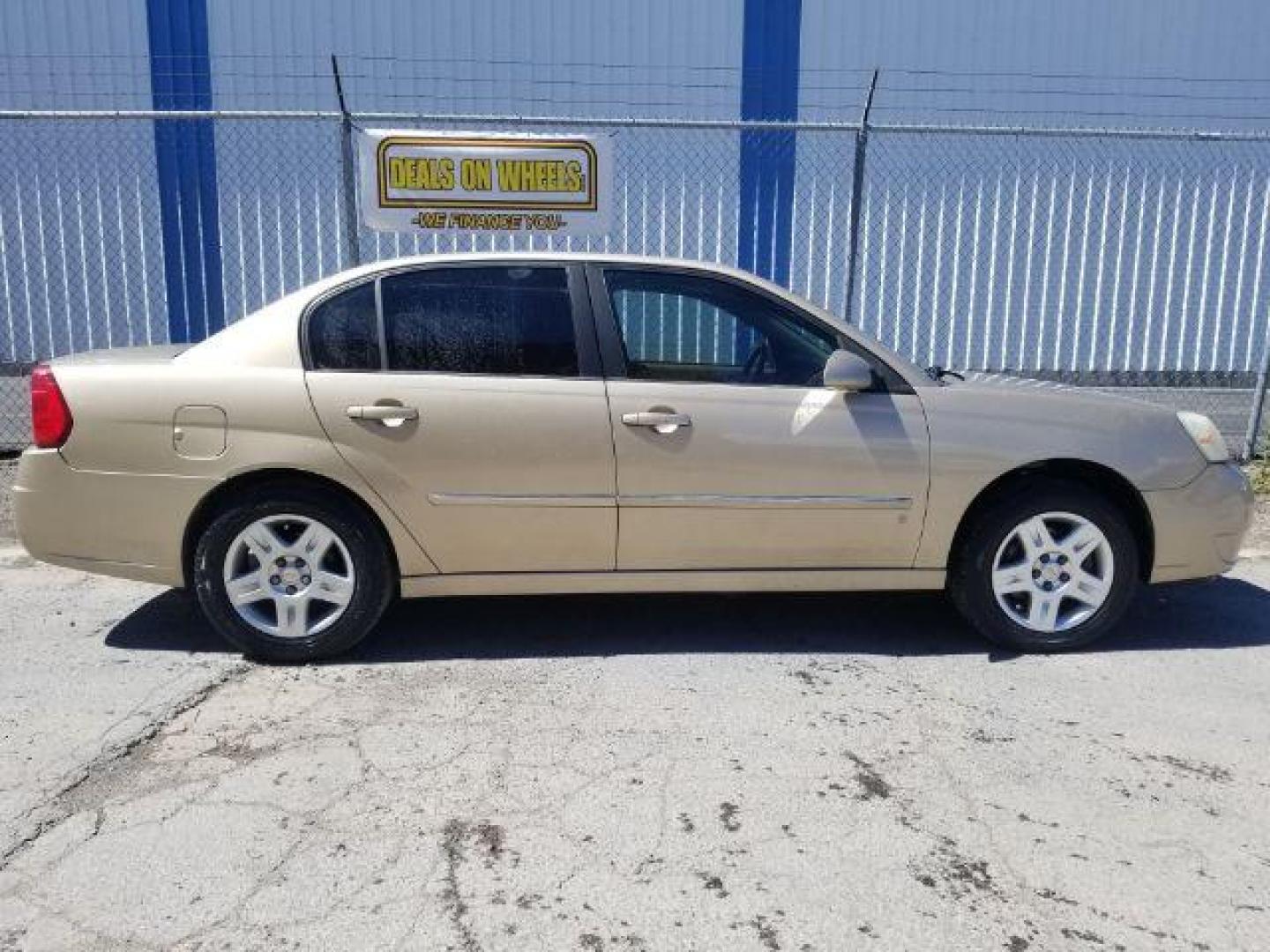 2006 Chevrolet Malibu LT (1G1ZT53F06F) with an 2.2L L4 DOHC 16V engine, 4-Speed Automatic transmission, located at 601 E. Idaho St., Kalispell, MT, 59901, 48.203983, -114.308662 - Photo#5