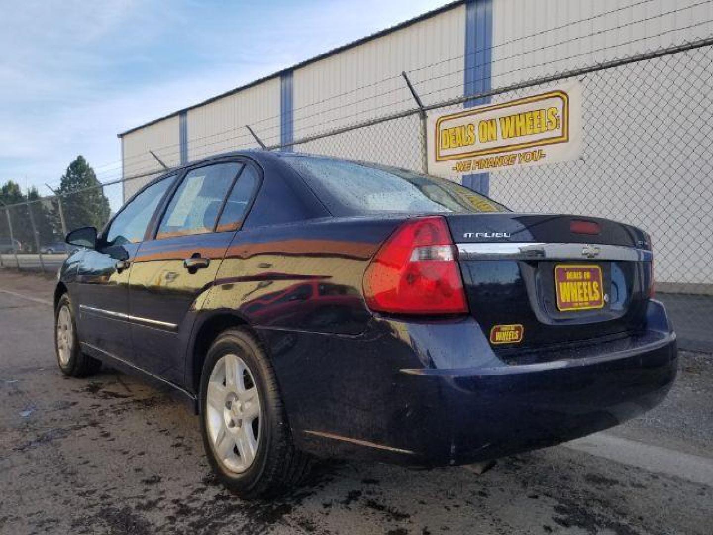 2006 Chevrolet Malibu LT (1G1ZT51886F) with an 3.5L V6 OHV 12V engine, 4-Speed Automatic transmission, located at 601 E. Idaho St., Kalispell, MT, 59901, 48.203983, -114.308662 - Photo#5