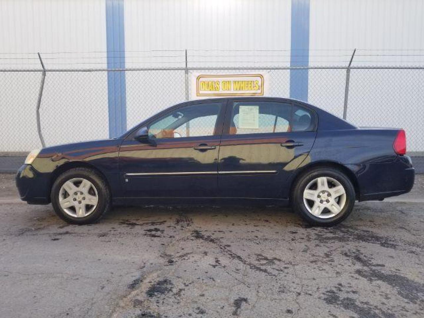 2006 Chevrolet Malibu LT (1G1ZT51886F) with an 3.5L V6 OHV 12V engine, 4-Speed Automatic transmission, located at 601 E. Idaho St., Kalispell, MT, 59901, 48.203983, -114.308662 - Photo#6