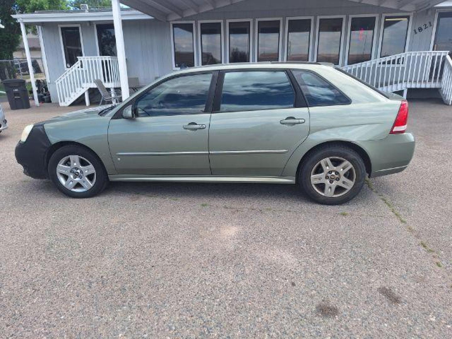 2006 Chevrolet Malibu MAXX LT (1G1ZT63876F) with an 3.5L V6 OHV 12V engine, 4-Speed Automatic transmission, located at 1821 N Montana Ave., Helena, MT, 59601, 46.603447, -112.022781 - Photo#5