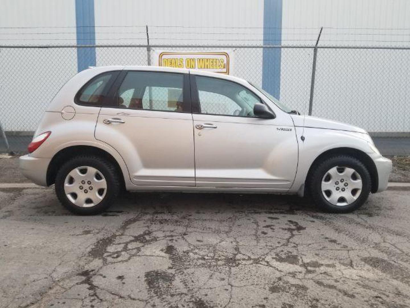 2006 Chrysler PT Cruiser Base (3A4FY48B06T) with an 2.4L L4 DOHC 16V engine, located at 4801 10th Ave S,, Great Falls, MT, 59405, 47.494347, -111.229942 - Photo#3