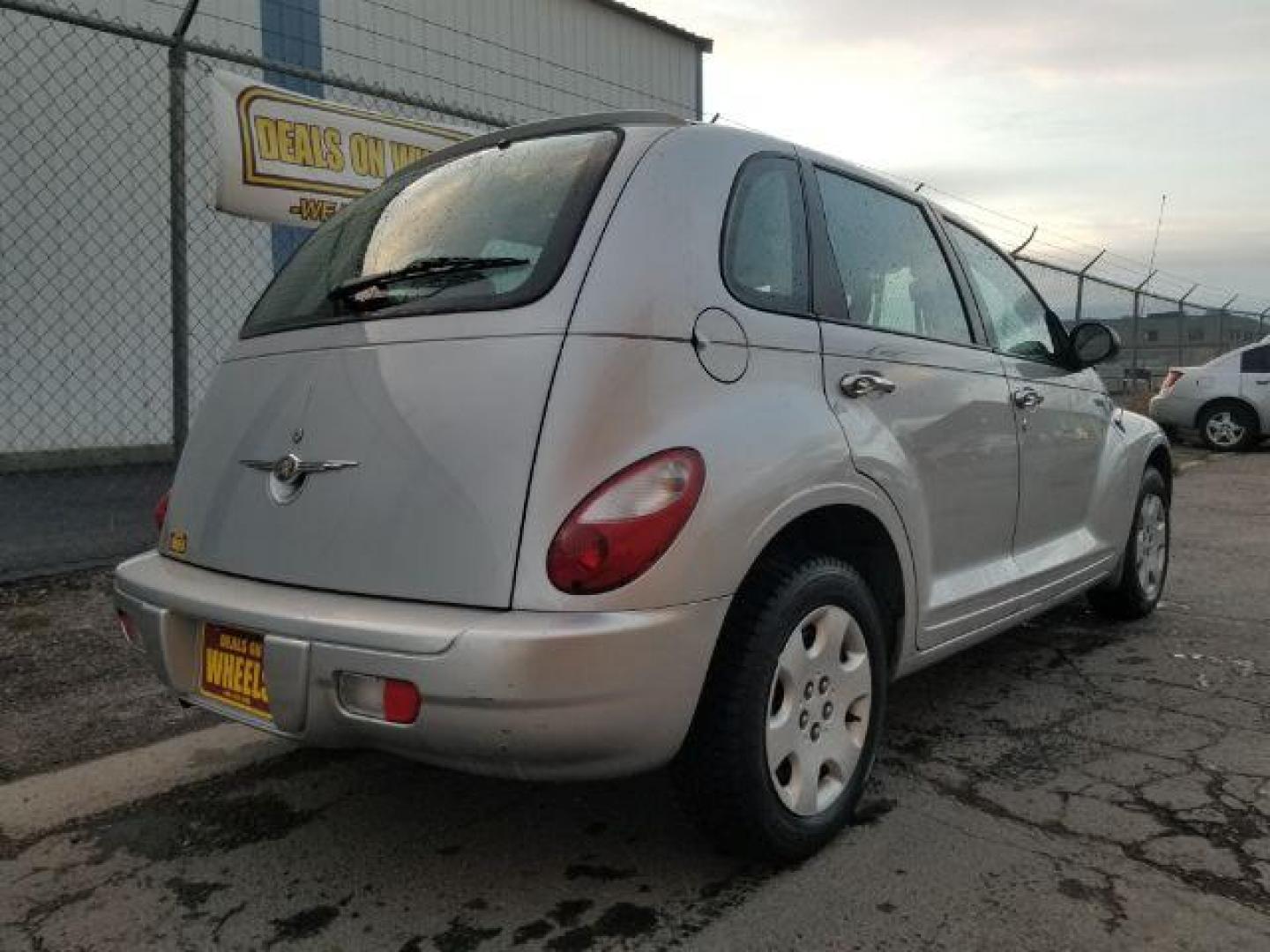 2006 Chrysler PT Cruiser Base (3A4FY48B06T) with an 2.4L L4 DOHC 16V engine, located at 4801 10th Ave S,, Great Falls, MT, 59405, 47.494347, -111.229942 - Photo#4