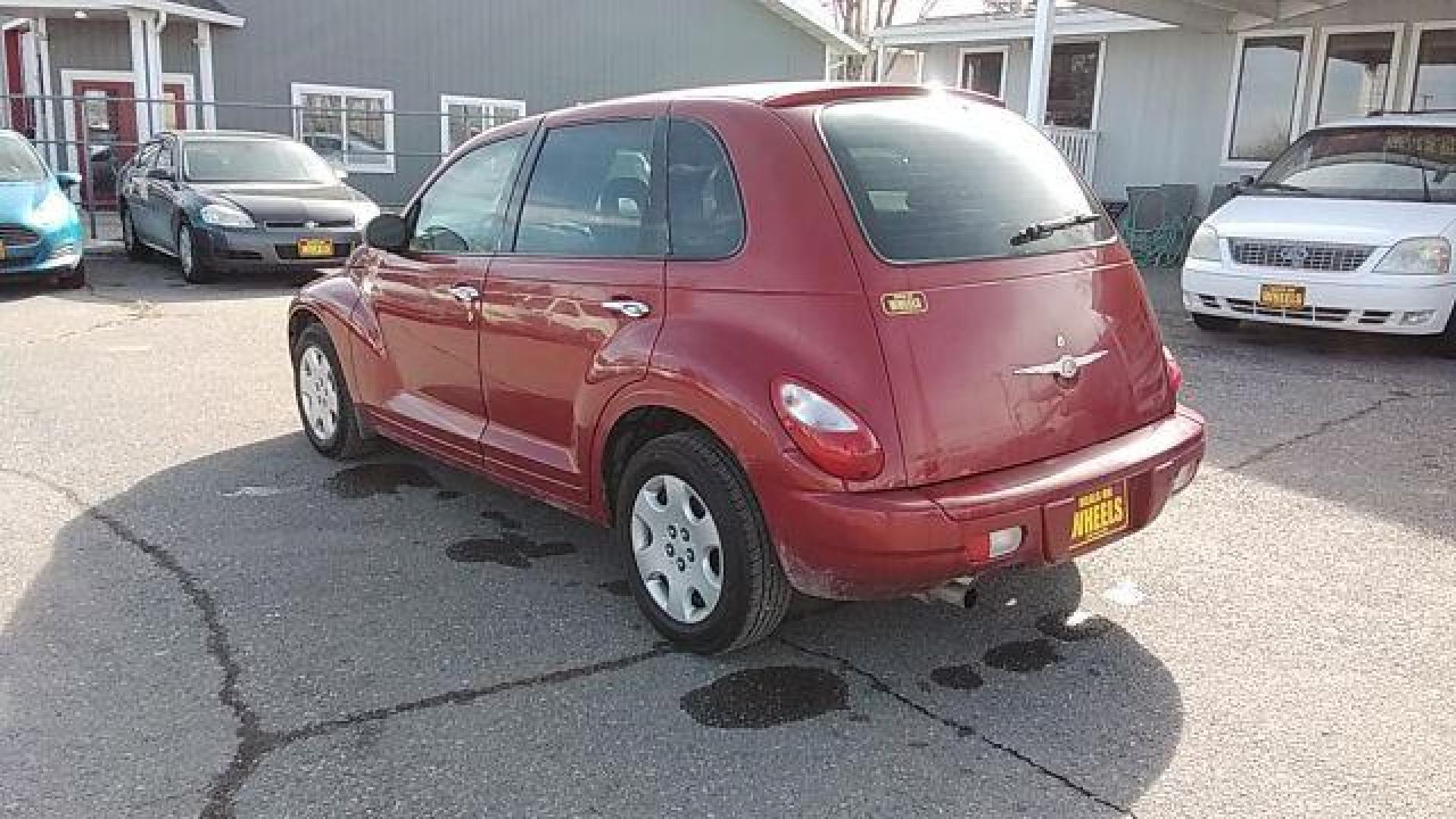 2006 Chrysler PT Cruiser Base (3A4FY48B96T) with an 2.4L L4 DOHC 16V engine, located at 1821 N Montana Ave., Helena, MT, 59601, 46.603447, -112.022781 - Photo#4