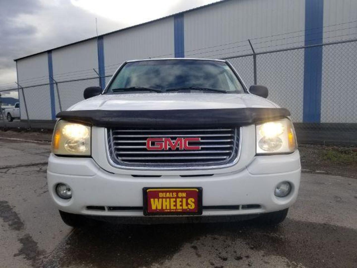 2006 GMC Envoy SLE 4WD (1GKDT13SX62) with an 4.2L L6 DOHC 24V engine, 4-Speed Automatic transmission, located at 4801 10th Ave S,, Great Falls, MT, 59405, 47.494347, -111.229942 - Photo#1