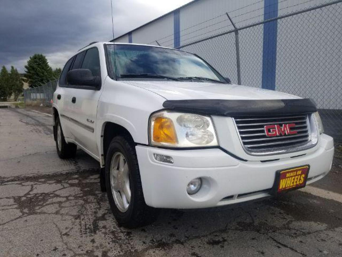 2006 GMC Envoy SLE 4WD (1GKDT13SX62) with an 4.2L L6 DOHC 24V engine, 4-Speed Automatic transmission, located at 4801 10th Ave S,, Great Falls, MT, 59405, 47.494347, -111.229942 - Photo#6