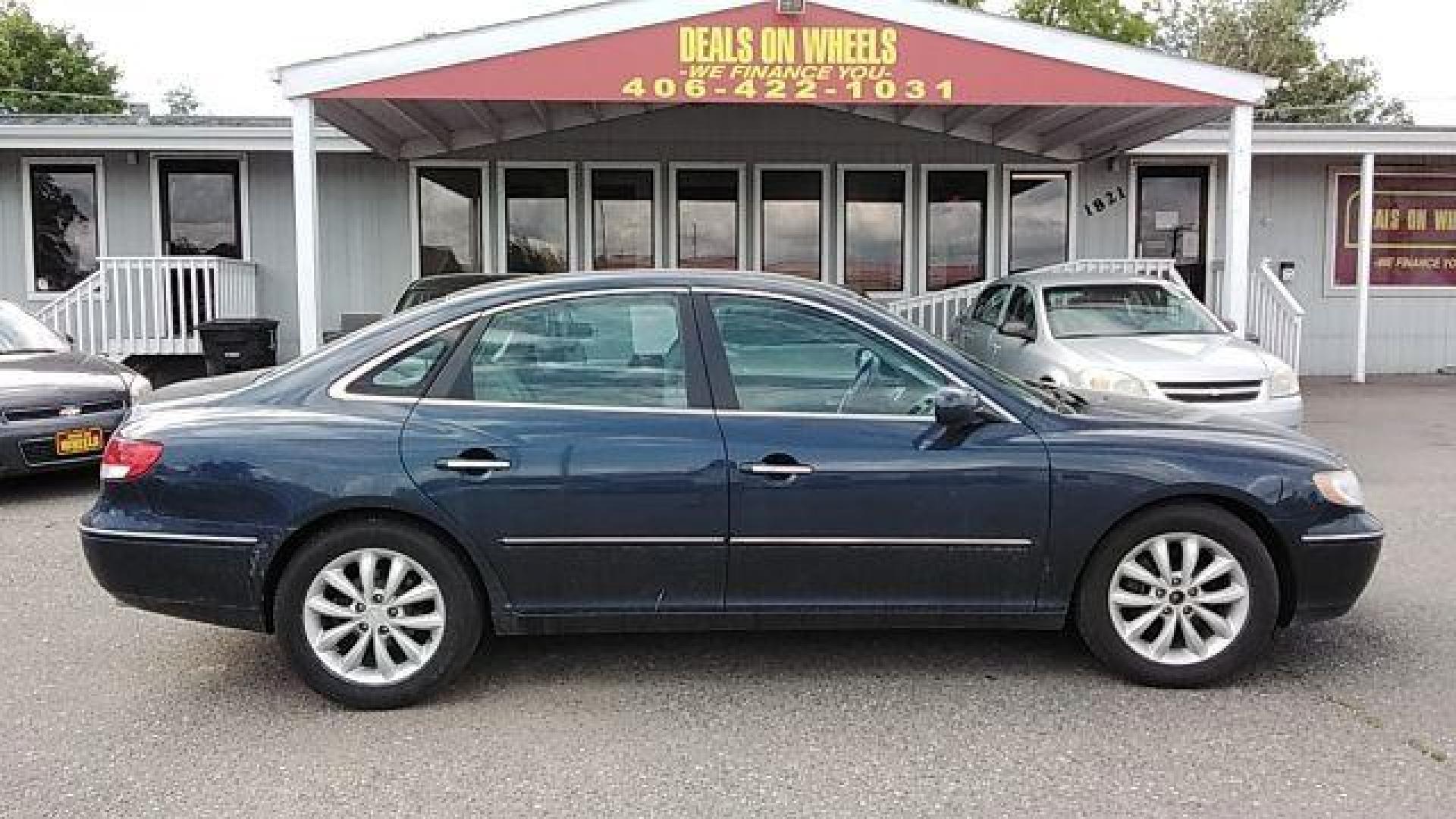 2006 BLUE HYUNDAI AZERA Limited (KMHFC46F76A) , located at 1800 West Broadway, Missoula, 59808, (406) 543-1986, 46.881348, -114.023628 - Photo#3