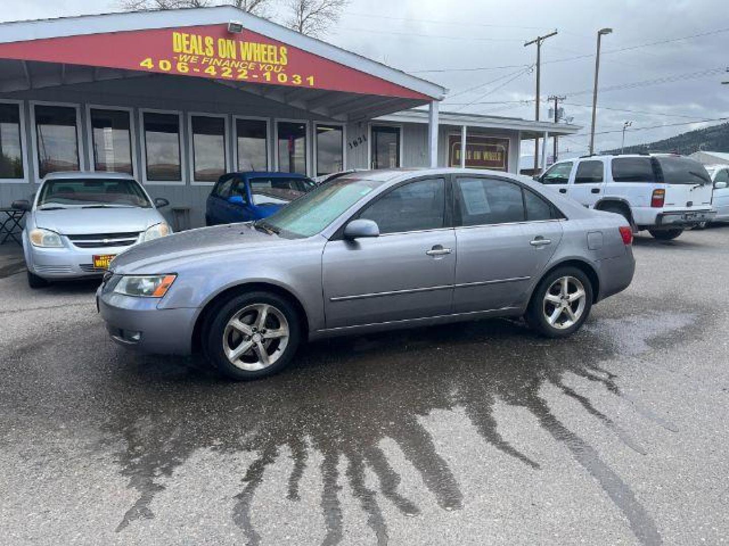 2006 Hyundai Sonata GLS (5NPEU46F06H) with an 3.3L V6 DOHC 24V engine, located at 1821 N Montana Ave., Helena, MT, 59601, 46.603447, -112.022781 - Photo#0