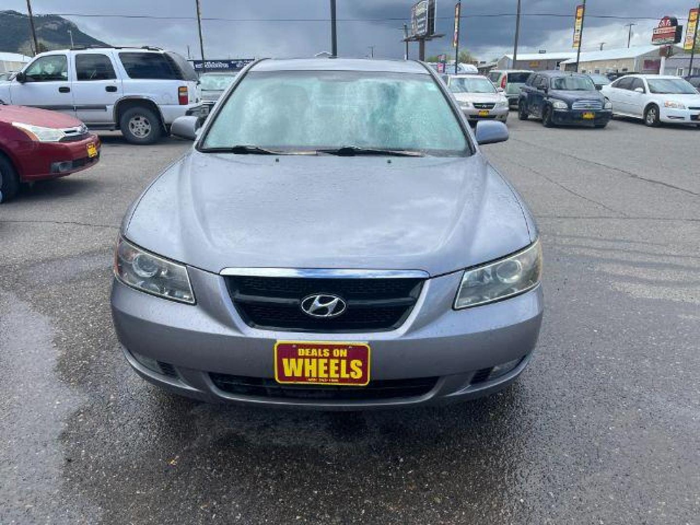 2006 Hyundai Sonata GLS (5NPEU46F06H) with an 3.3L V6 DOHC 24V engine, located at 1821 N Montana Ave., Helena, MT, 59601, 46.603447, -112.022781 - Photo#1