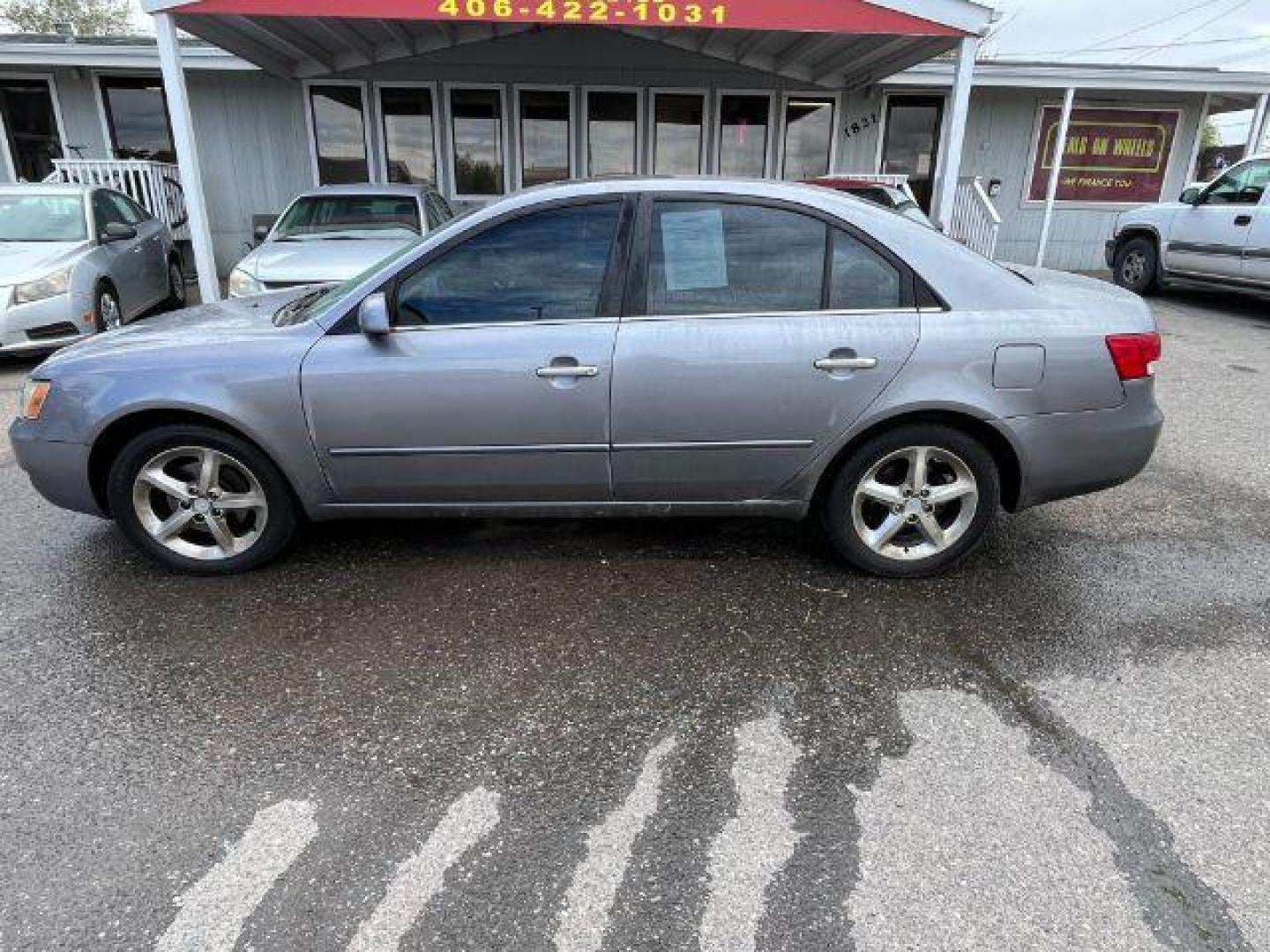 2006 Hyundai Sonata GLS (5NPEU46F06H) with an 3.3L V6 DOHC 24V engine, located at 1821 N Montana Ave., Helena, MT, 59601, 46.603447, -112.022781 - Photo#5