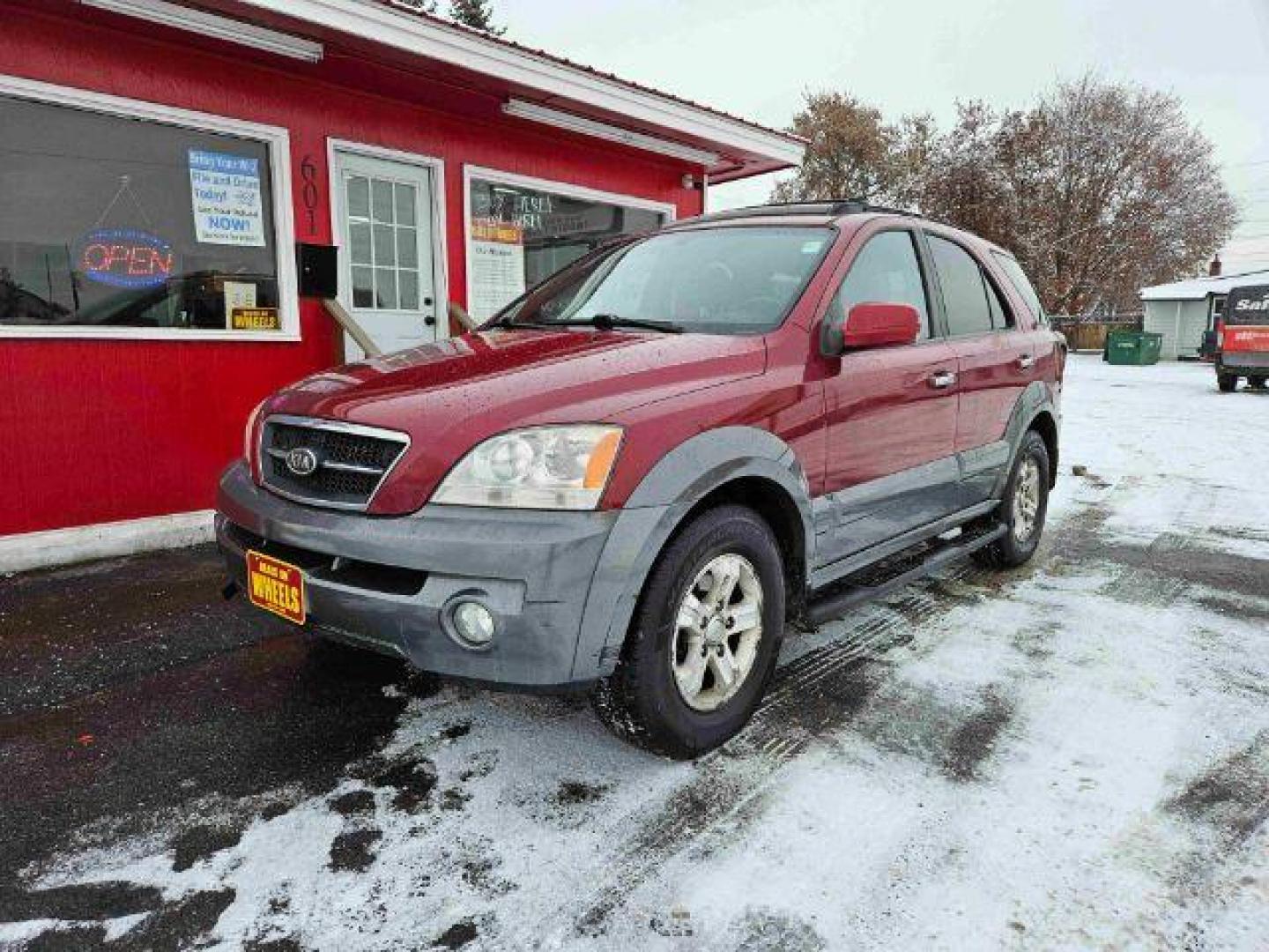 2006 Kia Sorento EX 4WD (KNDJC733665) with an 3.5L V6 DOHC 16V engine, 5-Speed Automatic transmission, located at 1800 West Broadway, Missoula, 59808, (406) 543-1986, 46.881348, -114.023628 - Photo#0