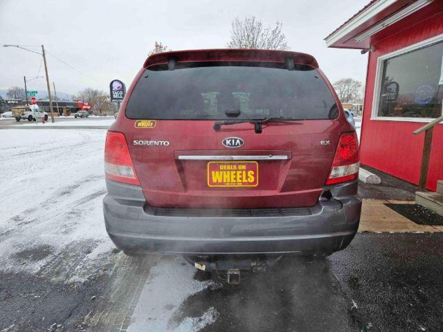 2006 Kia Sorento EX 4WD (KNDJC733665) with an 3.5L V6 DOHC 16V engine, 5-Speed Automatic transmission, located at 1800 West Broadway, Missoula, 59808, (406) 543-1986, 46.881348, -114.023628 - Photo#3