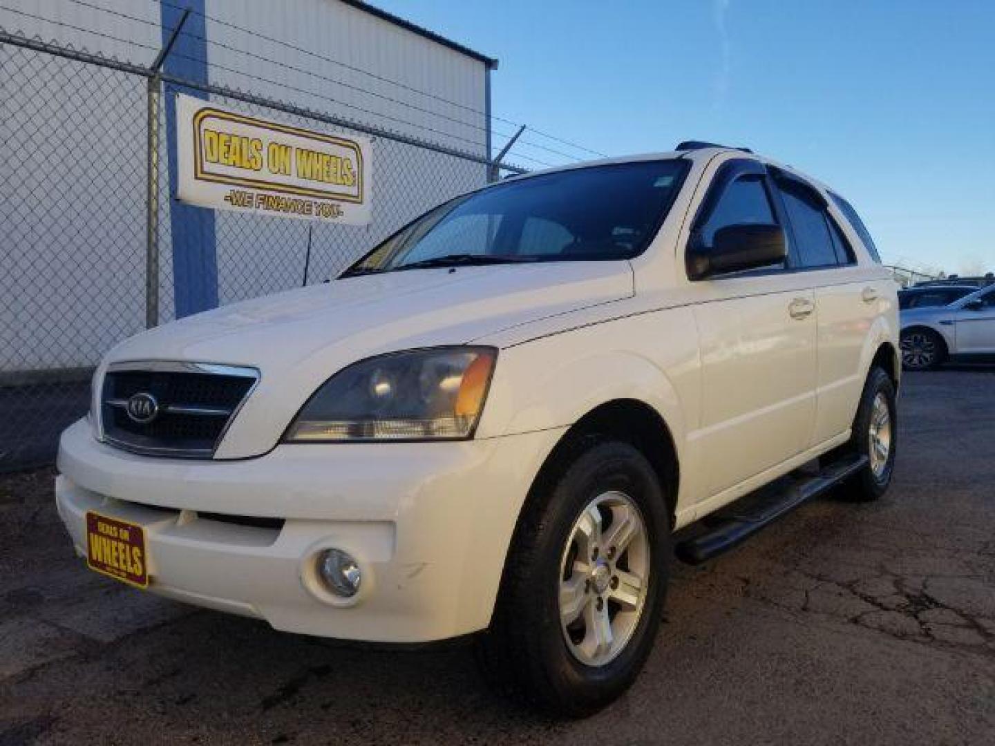 2006 Kia Sorento LX 4WD (KNDJC733865) with an 3.5L V6 DOHC 16V engine, located at 601 E. Idaho St., Kalispell, MT, 59901, 48.203983, -114.308662 - Photo#0