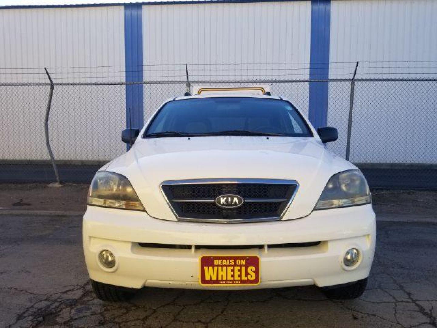 2006 Kia Sorento LX 4WD (KNDJC733865) with an 3.5L V6 DOHC 16V engine, located at 601 E. Idaho St., Kalispell, MT, 59901, 48.203983, -114.308662 - Photo#1