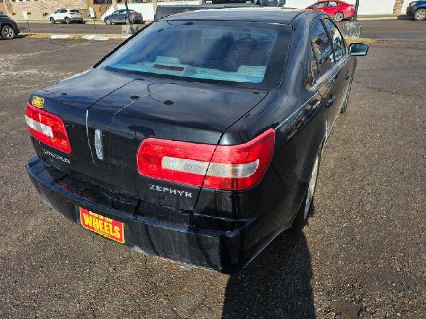 2006 Lincoln Zephyr Base (3LNHM26186R) with an 3.0L V6 DOHC 24V engine, 6-Speed Automatic transmission, located at 1800 West Broadway, Missoula, 59808, (406) 543-1986, 46.881348, -114.023628 - Photo#3