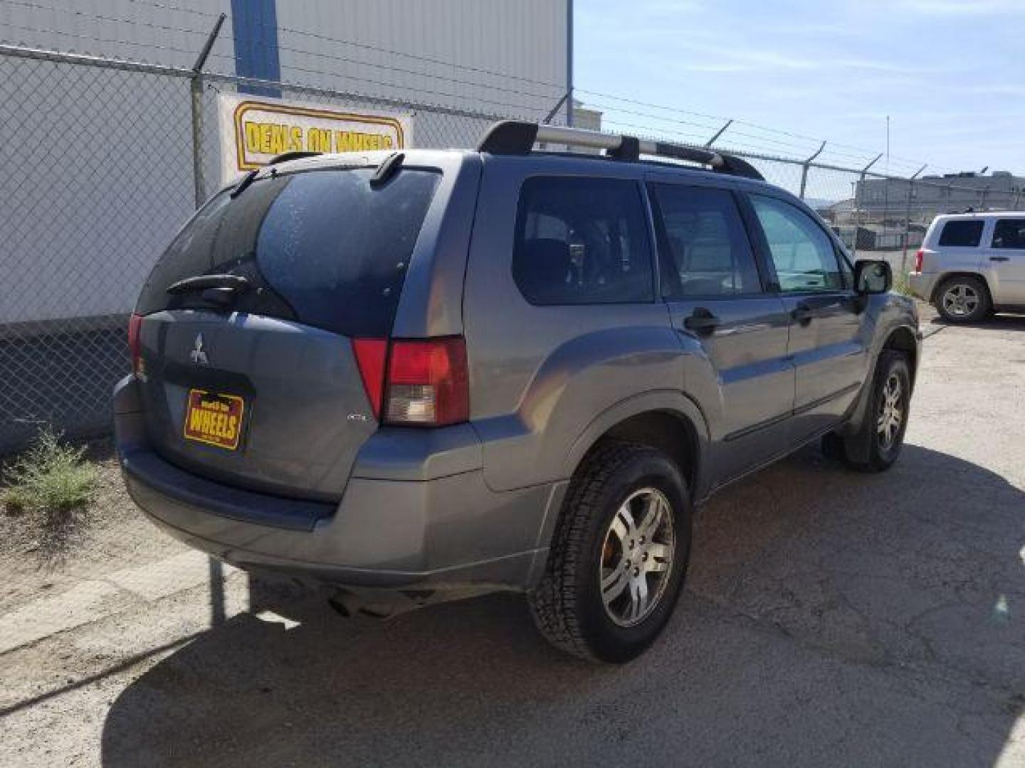 2006 Mitsubishi Endeavor LS AWD (4A4MN21S26E) with an 3.8L V6 SOHC 24V engine, 4-Speed Automatic transmission, located at 601 E. Idaho St., Kalispell, MT, 59901, 48.203983, -114.308662 - Photo#4