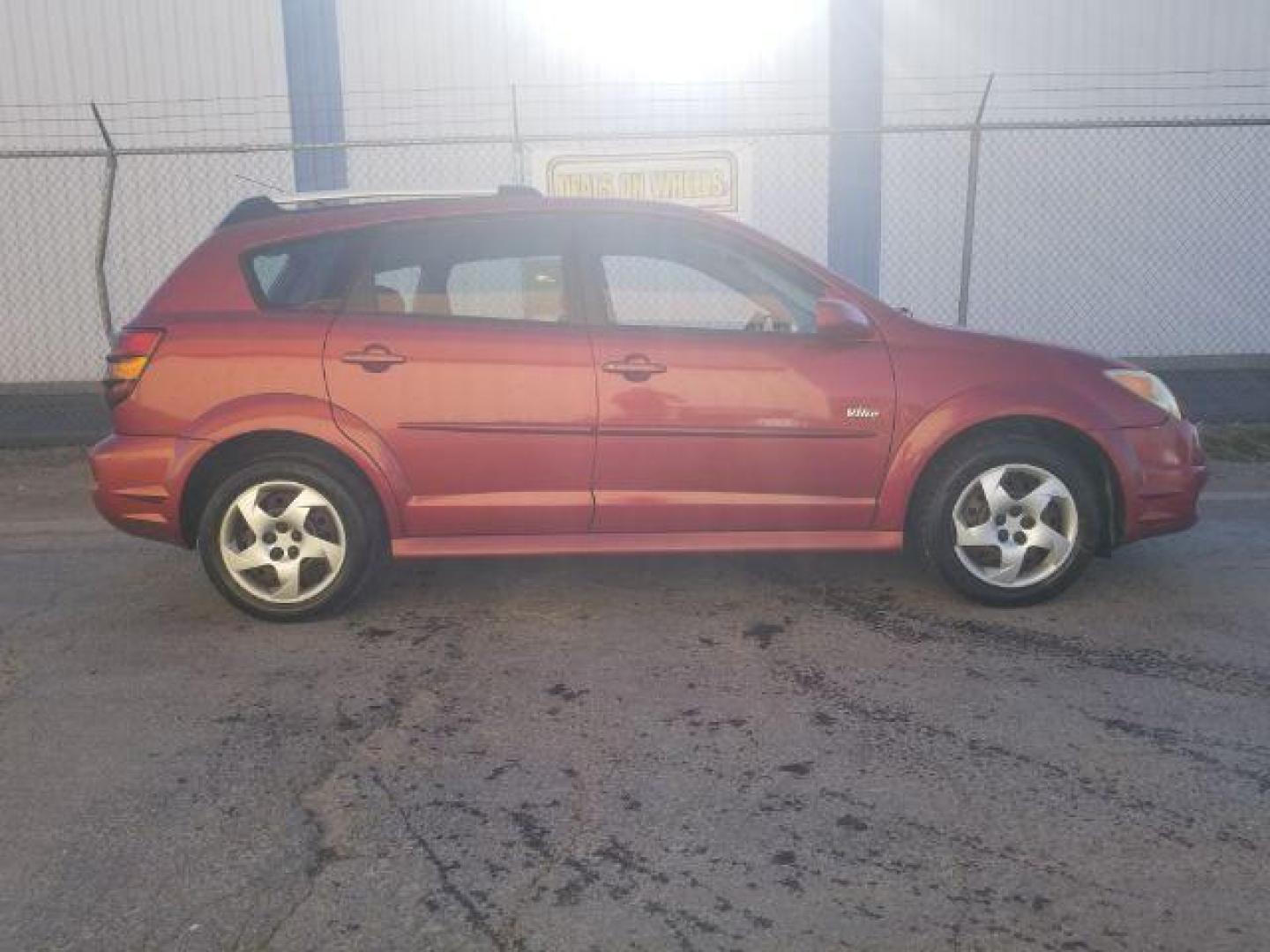 2006 Pontiac Vibe Base (5Y2SL658X6Z) with an 1.8L L4 DOHC 16V engine, located at 4801 10th Ave S,, Great Falls, MT, 59405, 47.494347, -111.229942 - Photo#5