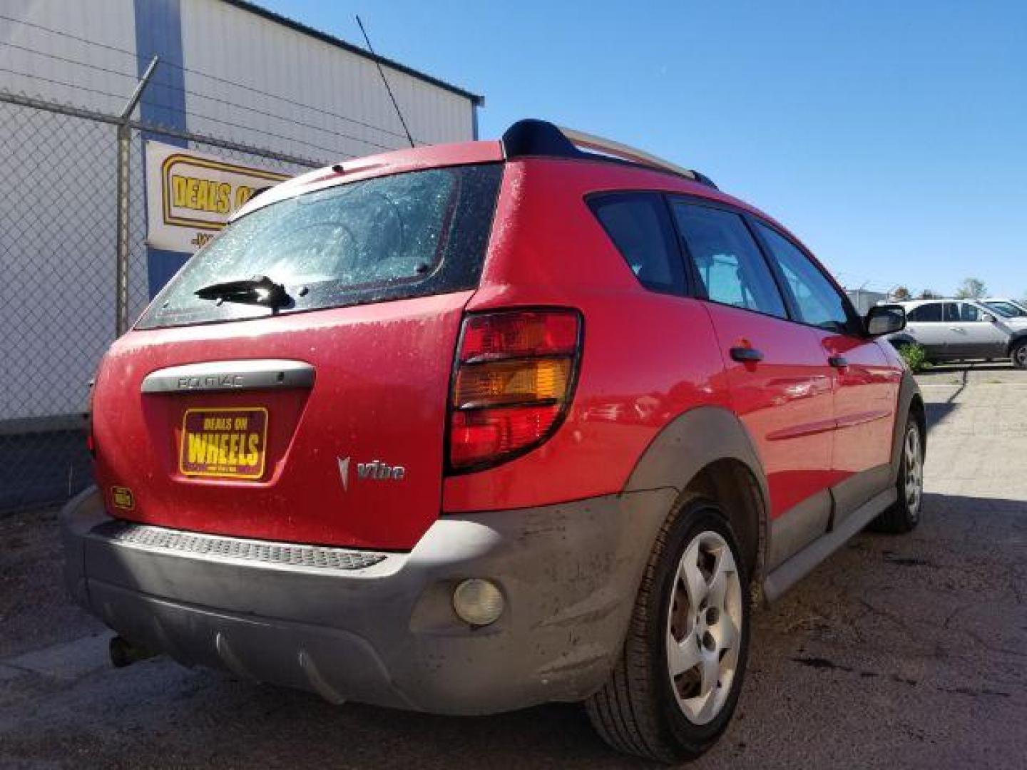 2006 Pontiac Vibe Base (5Y2SL67846Z) with an 1.8L L4 DOHC 16V engine, located at 601 E. Idaho St., Kalispell, MT, 59901, 48.203983, -114.308662 - Photo#4