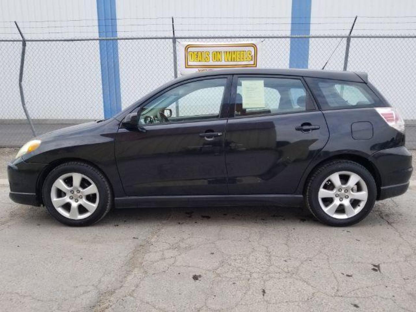 2006 Toyota Matrix XR 2WD (2T1KR32E86C) with an 1.8L L4 DOHC 16V engine, located at 4801 10th Ave S,, Great Falls, MT, 59405, 47.494347, -111.229942 - Photo#2