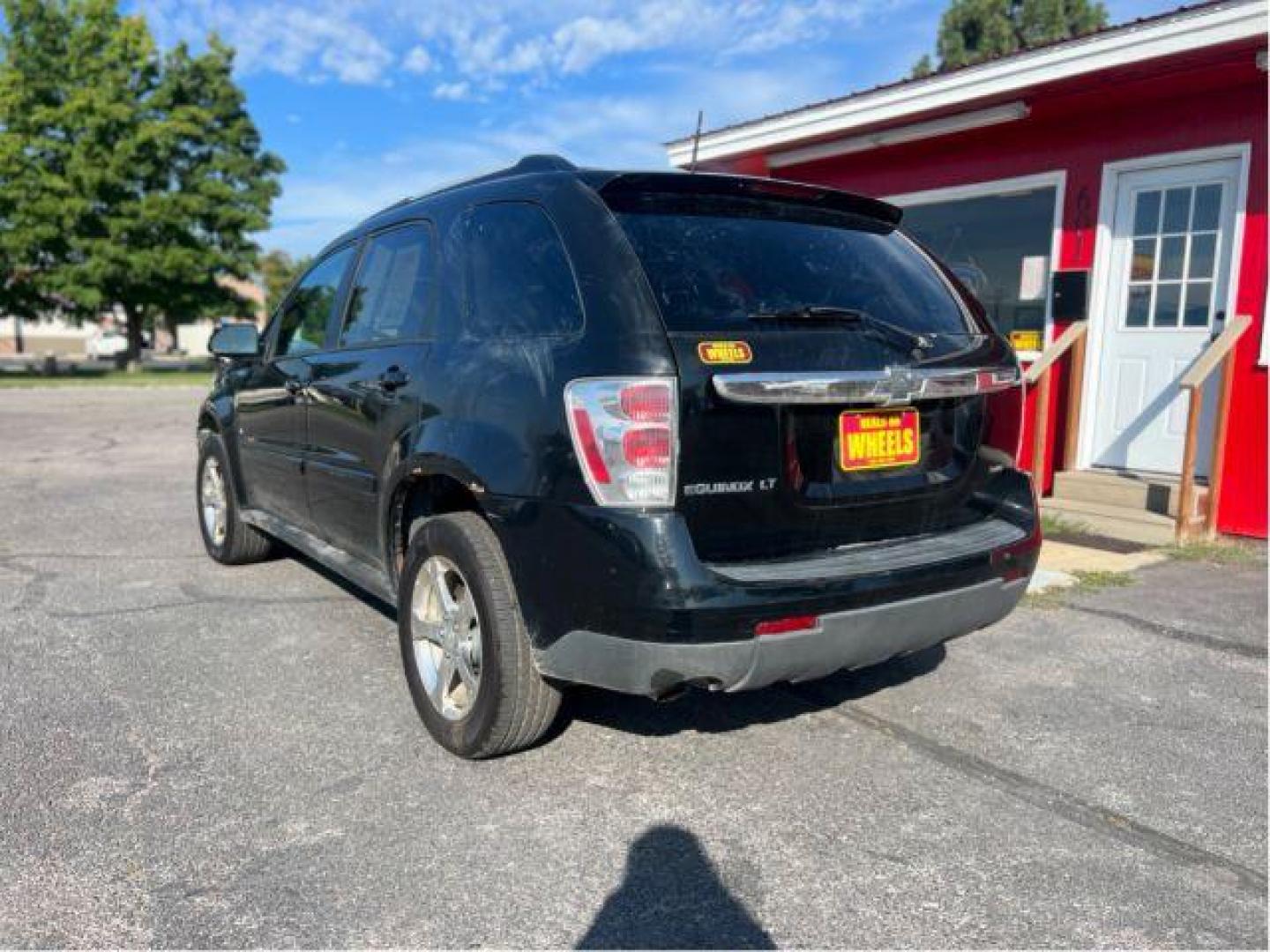 2007 Chevrolet Equinox LT1 AWD (2CNDL73F276) with an 3.4L V6 OHV 12V engine, 5-Speed Automatic transmission, located at 601 E. Idaho St., Kalispell, MT, 59901, 48.203983, -114.308662 - Photo#2