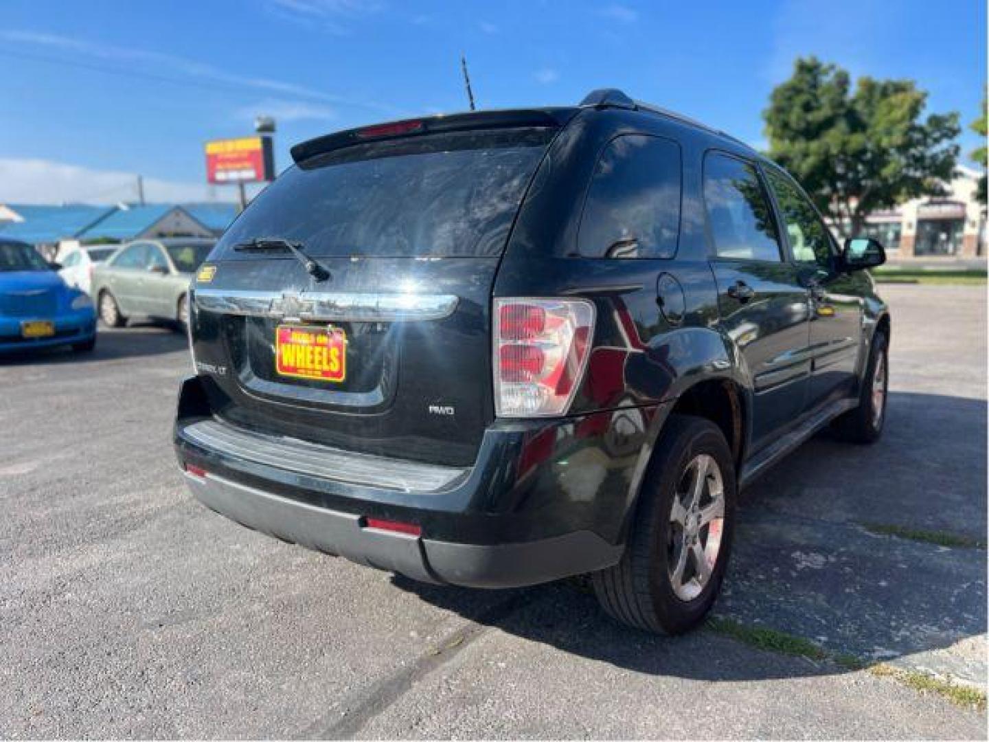 2007 Chevrolet Equinox LT1 AWD (2CNDL73F276) with an 3.4L V6 OHV 12V engine, 5-Speed Automatic transmission, located at 601 E. Idaho St., Kalispell, MT, 59901, 48.203983, -114.308662 - Photo#4