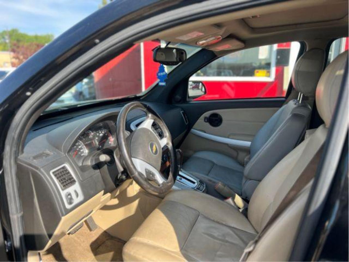 2007 Chevrolet Equinox LT1 AWD (2CNDL73F276) with an 3.4L V6 OHV 12V engine, 5-Speed Automatic transmission, located at 601 E. Idaho St., Kalispell, MT, 59901, 48.203983, -114.308662 - Photo#8