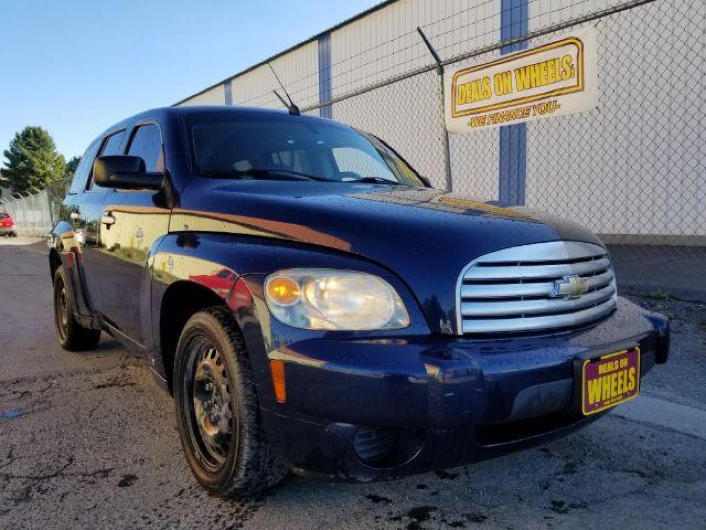 2007 Chevrolet HHR LS (3GNDA13D97S) with an 2.2L L4 DOHC 16V engine, 4-Speed Automatic transmission, located at 4801 10th Ave S,, Great Falls, MT, 59405, 47.494347, -111.229942 - Photo#2