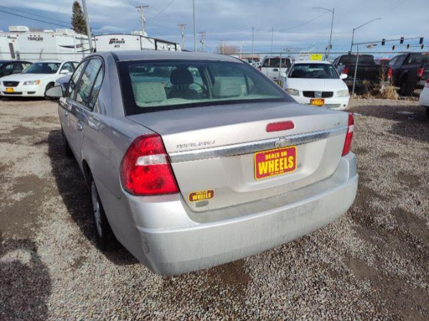 2007 Chevrolet Malibu LS (1G1ZS58F27F) with an 2.2L L4 DOHC 16V engine, 4-Speed Automatic transmission, located at 4801 10th Ave S,, Great Falls, MT, 59405, 47.494347, -111.229942 - Photo#2