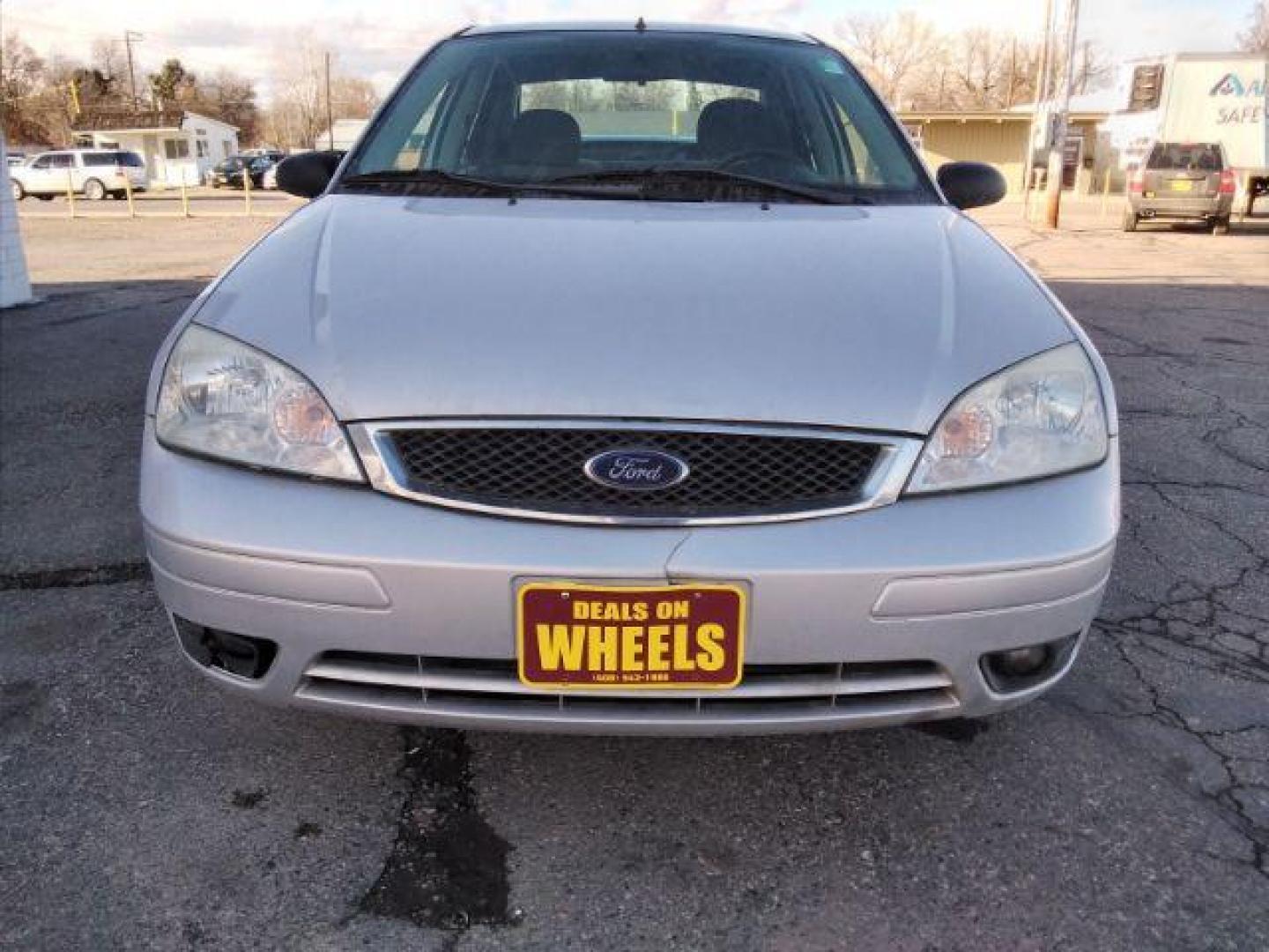 2007 Ford Focus ZX4 SES (1FAHP34NX7W) with an 2.0L L4 DOHC 16V engine, located at 4047 Montana Ave., Billings, MT, 59101, 45.770847, -108.529800 - Photo#1