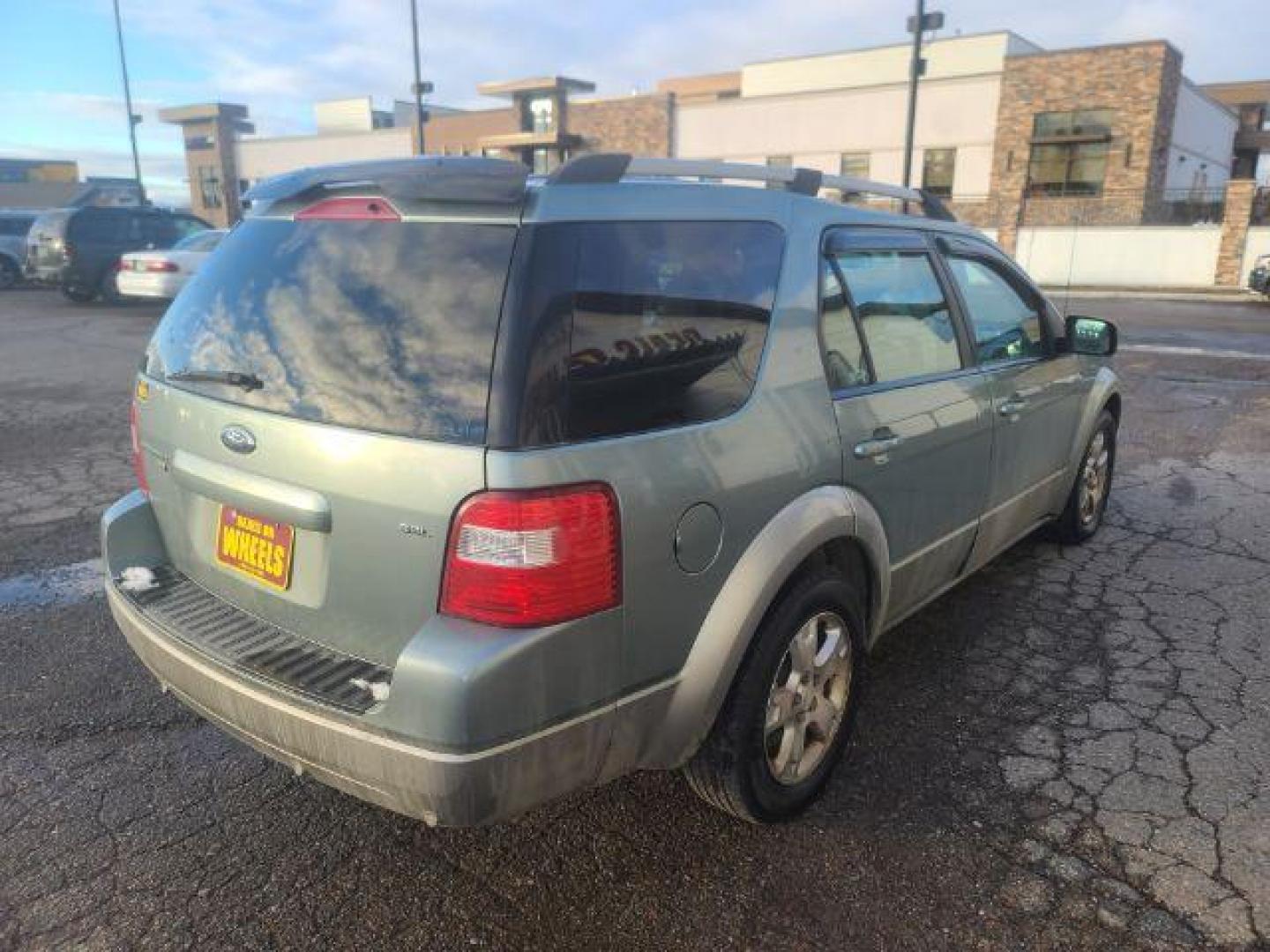 2007 Ford Freestyle SEL AWD (1FMDK05127G) with an 3.0L V6 DOHC 24V engine, Continuously Variable Transmission transmission, located at 1800 West Broadway, Missoula, 59808, (406) 543-1986, 46.881348, -114.023628 - Photo#3