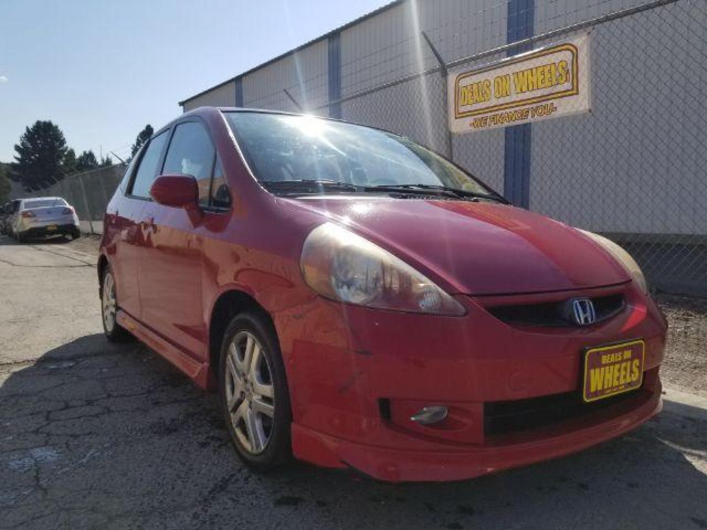 2007 Honda Fit Sport 5-Speed AT (JHMGD38687S) with an 1.5L L4 SOHC 16V engine, 5-Speed Automatic transmission, located at 4801 10th Ave S,, Great Falls, MT, 59405, 47.494347, -111.229942 - Photo#6