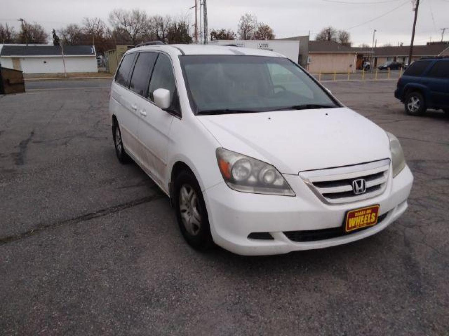 2007 Honda Odyssey EX (5FNRL38407B) with an 3.5L V6 SOHC 24V engine, 5-Speed Automatic transmission, located at 1800 West Broadway, Missoula, 59808, (406) 543-1986, 46.881348, -114.023628 - Photo#2