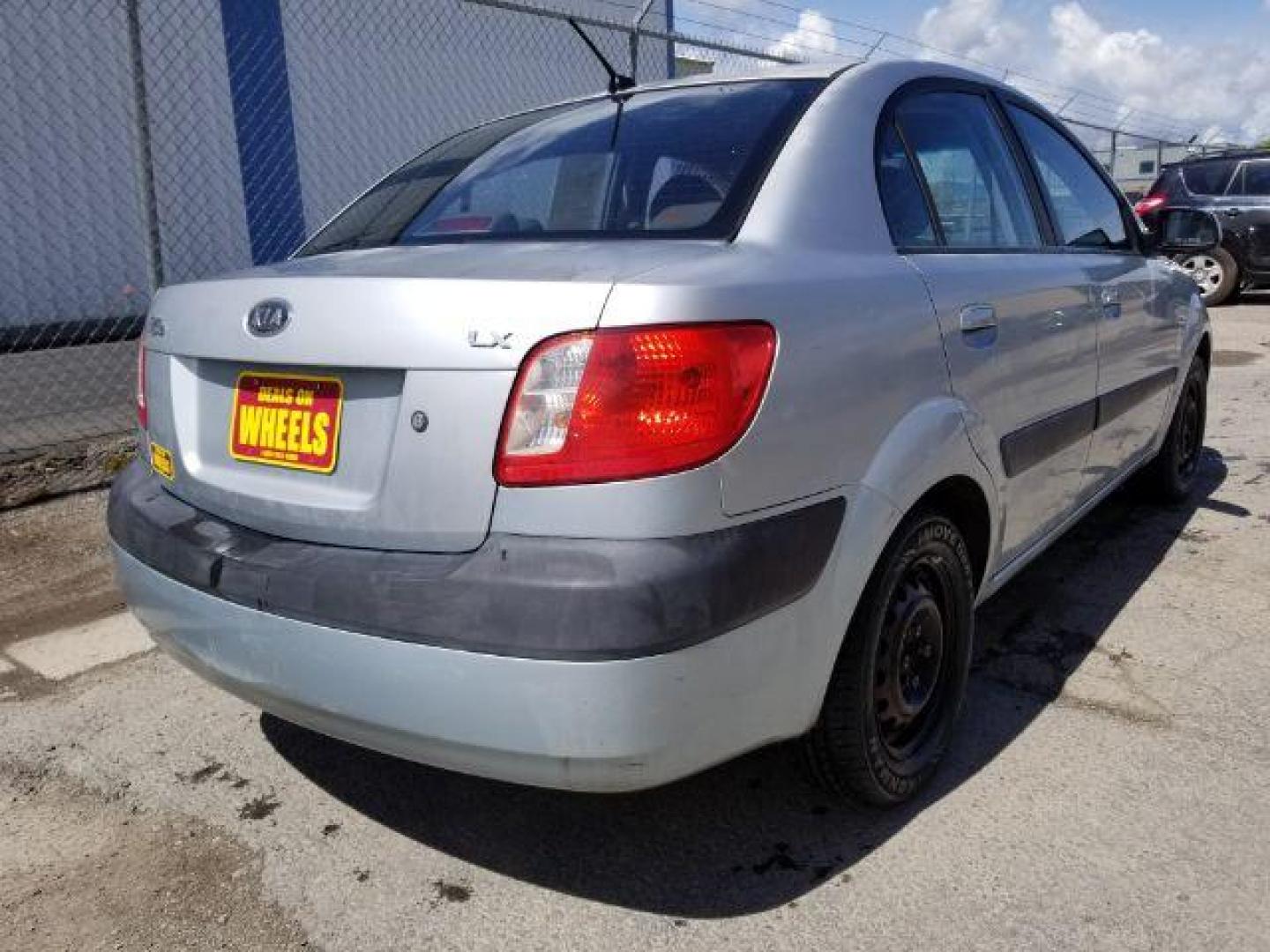 2007 Kia Rio LX (KNADE123976) with an 1.6L L4 DOHC 16V engine, located at 1800 West Broadway, Missoula, 59808, (406) 543-1986, 46.881348, -114.023628 - Photo#4