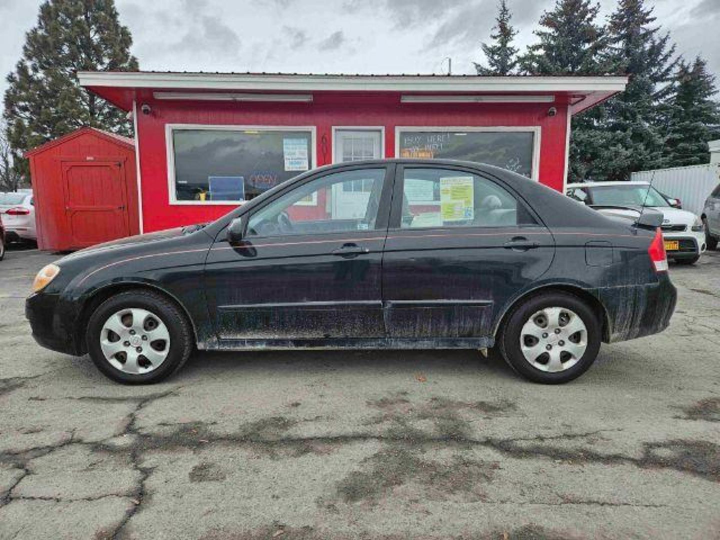 2007 Kia Spectra EX (KNAFE122675) with an 2.0L L4 DOHC 16V engine, located at 601 E. Idaho St., Kalispell, MT, 59901, 48.203983, -114.308662 - Photo#1